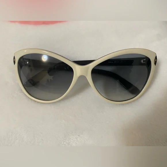 Tom Ford Telma FT325 Sunglasses - Picture 8 of 13